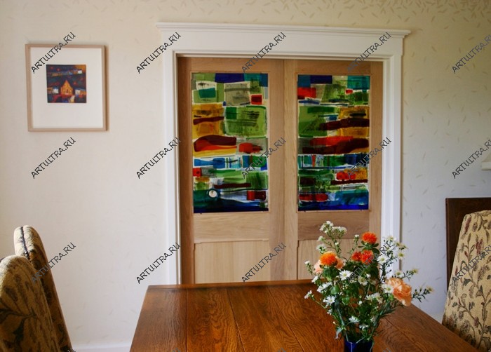 Абстрактный фьюзинг на межкомнатных дверях